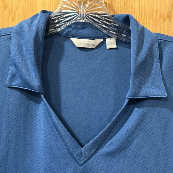 Like-New Lady Hagen L Blue Sleeveless V-Neck Collared Active/Golf/Tennis Shirt - Picture 3 of 4